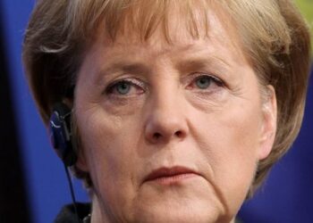 Ξεκόβει η Μέρκελ κάθε συζήτηση για νέο «κούρεμα»