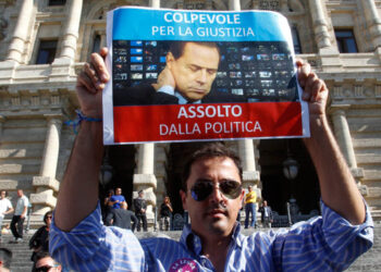 Σολομώντεια δικαστική απόφαση για τον Μπερλουσκόνι