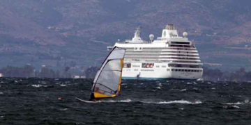 Φεύγει ο καύσωνας και έρχονται τα μπουρίνια -Σε ποιες περιοχές αλλάζει το σκηνικό του καιρού