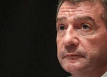 Καμίνης σε δημοτικούς αστυνομικούς: Βγείτε στους δρόμους μέχρι να βγείτε σε διαθεσιμότητα