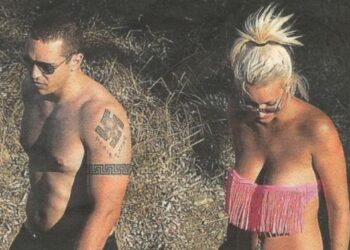 Η. Κασιδιάρης: Αγκαλιά με την Μις Τουρισμό στην παραλία! Φωτογραφίες