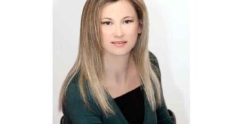 Συναντήσεις της Ραχήλ Μακρή με εκπροσώπους της εκπαίδευσης Ν.Ε. Κοζάνης και με εργαζομένους του ΕΚΑΒ