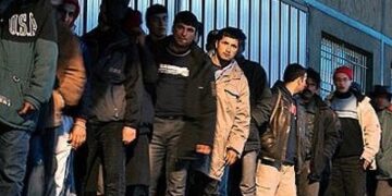 Νέες ρυθμίσεις για τους μετανάστες