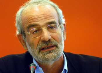 Αλαβάνος: Δεν με πείθει το πρόγραμμα του ΣΥΡΙΖΑ (video)