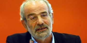 Αλαβάνος: Δεν με πείθει το πρόγραμμα του ΣΥΡΙΖΑ (video)