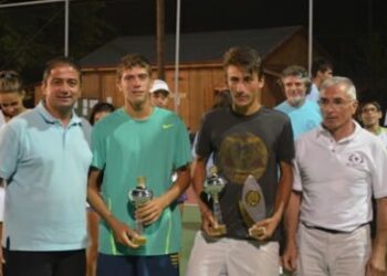 Νικητής σε τρία συνεχόμενα tennis- Europe ο Στάθης Τσιρανίδης.