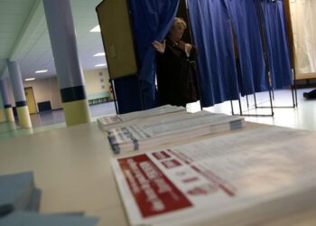 Οριακό προβάδισμα ΝΔ σε δύο νέες δημοσκοπήσεις