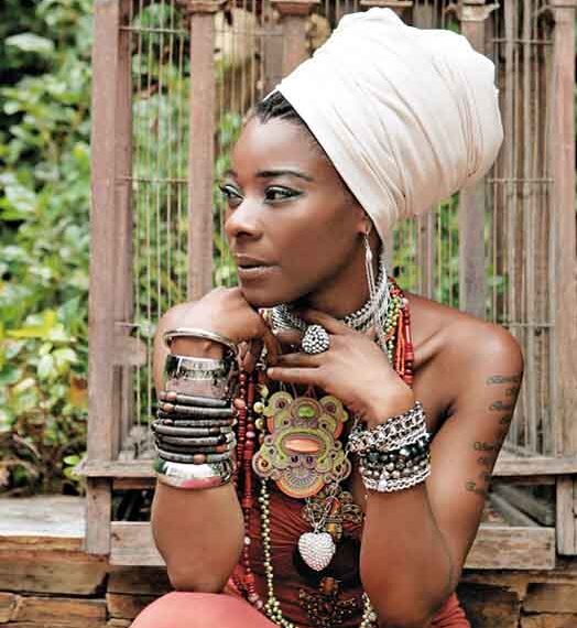 Οι μουσικές επιλογές του e-ptolemeos, Concha Buika – La Bohemia (Charles Aznavour)