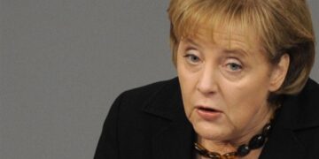 Μέρκελ: Το ούτε σεντ για τους Έλληνες ίσχυε όσο δεν ανταποκρίνονταν στις υποχρεώσεις τους