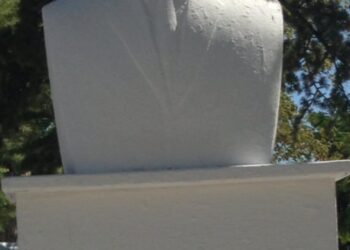 ΑΠΟΚΑΤΑΣΤΑΣΗ ΦΘΟΡΩΝ ΜΝΗΜΕΙΩΝ ΣΤΗΝ ΚΕΝΤΡΙΚΗ ΠΛΑΤΕΙΑ ΠΤΟΛΕΜΑΪΔΑΣ