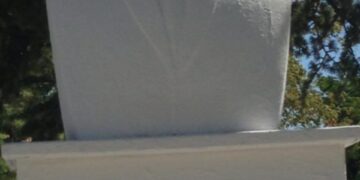 ΑΠΟΚΑΤΑΣΤΑΣΗ ΦΘΟΡΩΝ ΜΝΗΜΕΙΩΝ ΣΤΗΝ ΚΕΝΤΡΙΚΗ ΠΛΑΤΕΙΑ ΠΤΟΛΕΜΑΪΔΑΣ