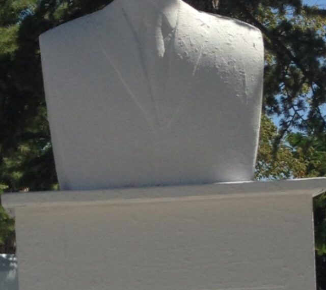 ΑΠΟΚΑΤΑΣΤΑΣΗ ΦΘΟΡΩΝ ΜΝΗΜΕΙΩΝ ΣΤΗΝ ΚΕΝΤΡΙΚΗ ΠΛΑΤΕΙΑ ΠΤΟΛΕΜΑΪΔΑΣ