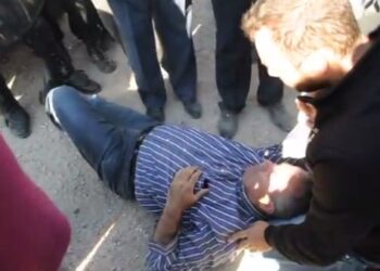 ΑΜΥΝΤΑΙΟ: Συμπλοκή με ΜΑΤ – Χτυπήθηκε ο Δήμαρχος Αμυνταίου (video)