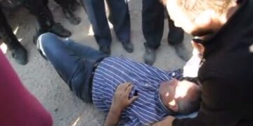 ΑΜΥΝΤΑΙΟ: Συμπλοκή με ΜΑΤ – Χτυπήθηκε ο Δήμαρχος Αμυνταίου (video)