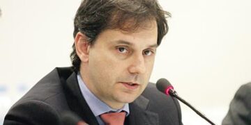 Απειλούνται με κατασχέσεις και δέσμευση λογαριασμών οι ιδιοκτήτες ακινήτων που δεν πλήρωσαν ΦΑΠ