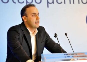 Εγκρίθηκε έκθεση του ευρωβουλευτή Παπανικολάου για τη νεολαία: Ποια τα νέα μέτρα κατά της ανεργίας