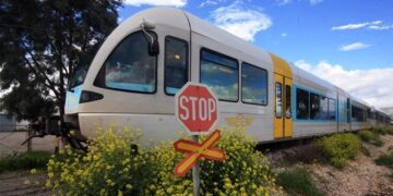 «Λουκέτο» στον ΟΣΕ θέλει η τρόικα για την επόμενη δόση