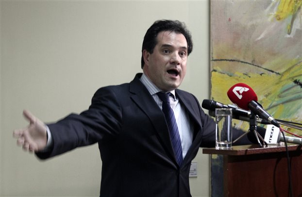 Γεωργιάδης: Δεν είναι καραμέλες τα μη συνταγογραφούμενα φάρμακα