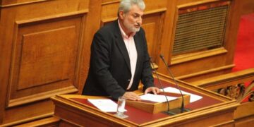 Παύλος Βογιατζής: Ο γαλάζιος βουλευτής που προτιμά τα… μελίσσια!