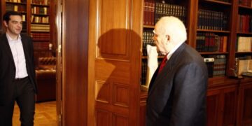 Παπούλιας σε Τσίπρα: Θα εξαντλήσω την θητεία μου