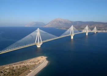 Βουτιά θανάτου για 55χρονο από τη γέφυρα Ρίου – Αντιρίου