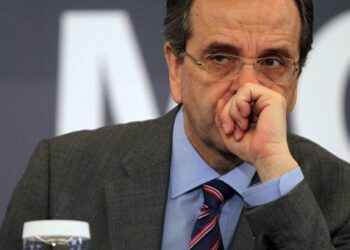 Σαμαράς: Σχιζοφρενική η στάση ΣΥΡΙΖΑ για ευρώ, άλλα λένε έξω άλλα μέσα