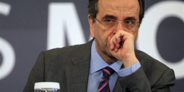 Σαμαράς: Σχιζοφρενική η στάση ΣΥΡΙΖΑ για ευρώ, άλλα λένε έξω άλλα μέσα