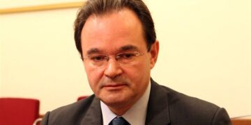 Δεν υπάρχει παραγραφή αδικημάτων Παπακωνσταντίνου – ανοίγει ο δρόμος για ανακρίσεις