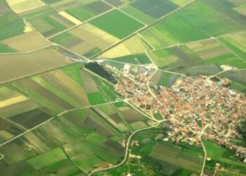 Εθνική Τράπεζα: Έσοδα άνω των 8 δισ. ευρώ ετησίως με την αξιοποίηση της ελληνικής γης