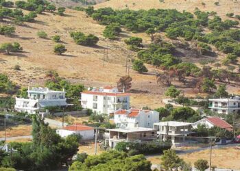 Αυθαίρετα: Ποιοι γλιτώνουν το μισό πρόστιμο