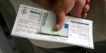 Κρίσιμη συνέλευση μετόχων ΔΕΗ με ενδεχόμενο αύξησης τιμολογίων