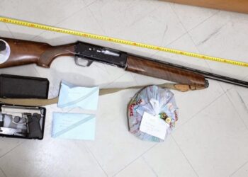 Φλώρινα: Είχαν όπλο ναρκωτικά και κροτίδες