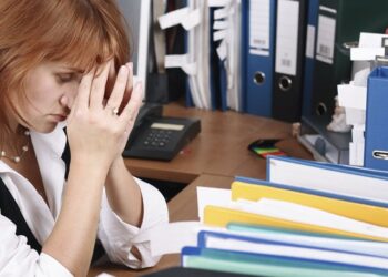 Αυτοί είναι οι 17 δήμοι από τους οποίους θα ξεκινήσουν οι πρώτες απολύσεις του 2014