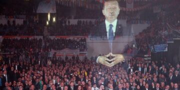 Με 3D ολόγραμμα εμφανίστηκε ο Ερντογάν σε ομιλία του στη Σμύρνη!