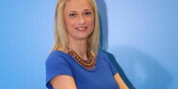 Ρ. ΜΑΚΡΗ: Μην στερείτε κάθε ελπίδα από τις ελληνικές μικρομεσαίες επιχειρήσεις