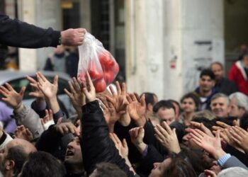 Το 80% των Ελλήνων δεν μπορεί να αγοράσει βασικά τρόφιμα!