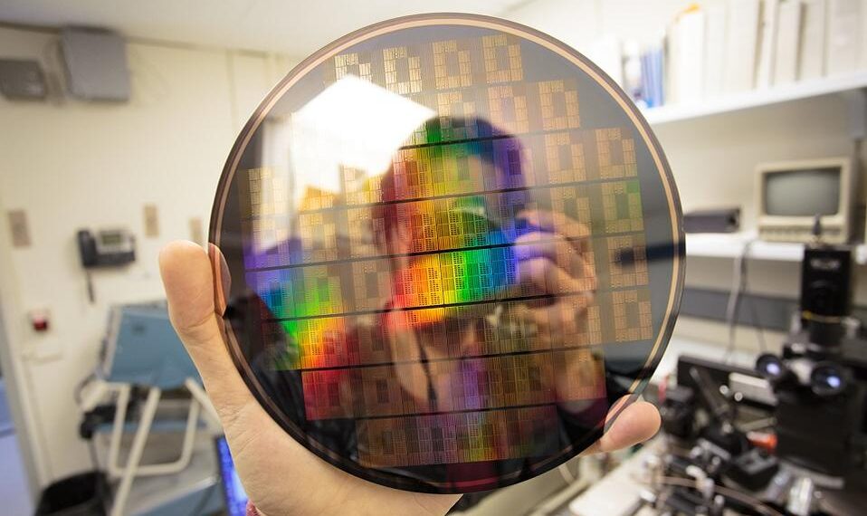 Επανάσταση στις ασύρματες επικοινωνίες υπόσχεται τσιπ από γραφένιο της ΙΒΜ