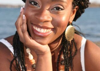 Οι Mουσικές Επιλογές του e-ptolemeos.gr, Iyeoka – Simply Falling