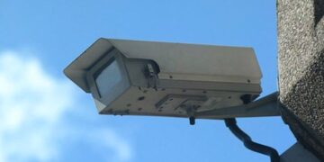 Κάμερες στα σχολεία…