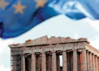 epa02133759 (FILE) A European Union flag is flying over the temple of Parthenon on Acropolis hill in Athens on 09 April 2010. World stock markets stumbled 27 April 2010 on the news that ratings agency Standard & Poorës had slashed credit ratings for sovereign debt from Greece and Portugal. According to the N-TV news channel, at shortly after 1630 GMT, the Dow Jones industrial average was down 1.2 per cent to 11,068, while