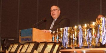 Στην εκδήλωση απονομής επάθλων της Aθλητικής “ΜΟΤΟΕ” Υφ. Υποδομών και Δικτύων, Μ. Παπαδόπουλος