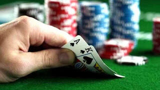 ΠΤΟΛΕΜΑΪΔΑ: Συλλήψεις για παράνομα τυχερά παίγνια