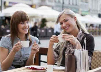 Στιγμιαίος καφές: Πειράζει τελικά το στομάχι;