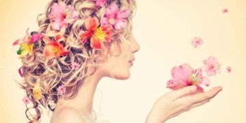 Πιο υγιή και δυνατά μαλλιά σε 4 βήματα