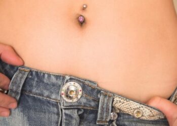 Η διατροφή για επίπεδη κοιλιά πρέπει να περιέχει