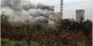 ΣΠΑΡΤΑΚΟΣ: Κρανίου τόπος ο ΑΗΣ Πτολεμαΐδας απο τη πύρινη λαίλαπα