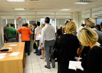 Πώς συμφέρει να ρυθμίσετε τα χρέη σας στην εφορία