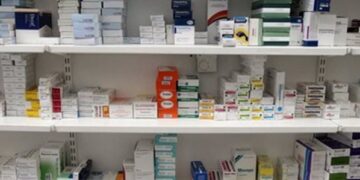 Συναγερμός για τις ελλείψεις φαρμάκων από τους φαρμακοποιούς