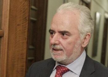 Κουτρουμάνης: Μείωση ως 20% στις συντάξεις ζητά η τρόικα