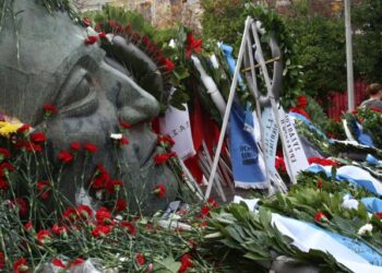 Πολυτεχνείο: Σήμερα η μεγάλη πορεία υπό δρακόντεια μέτρα ασφαλείας